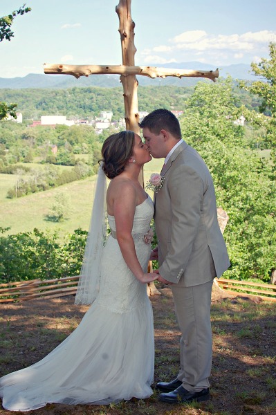 the-cross-summer-wedding-3